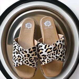 Yellow Box Hemes Leopard Print Slides Sandals Cow Hide Leather Women’s Size 8